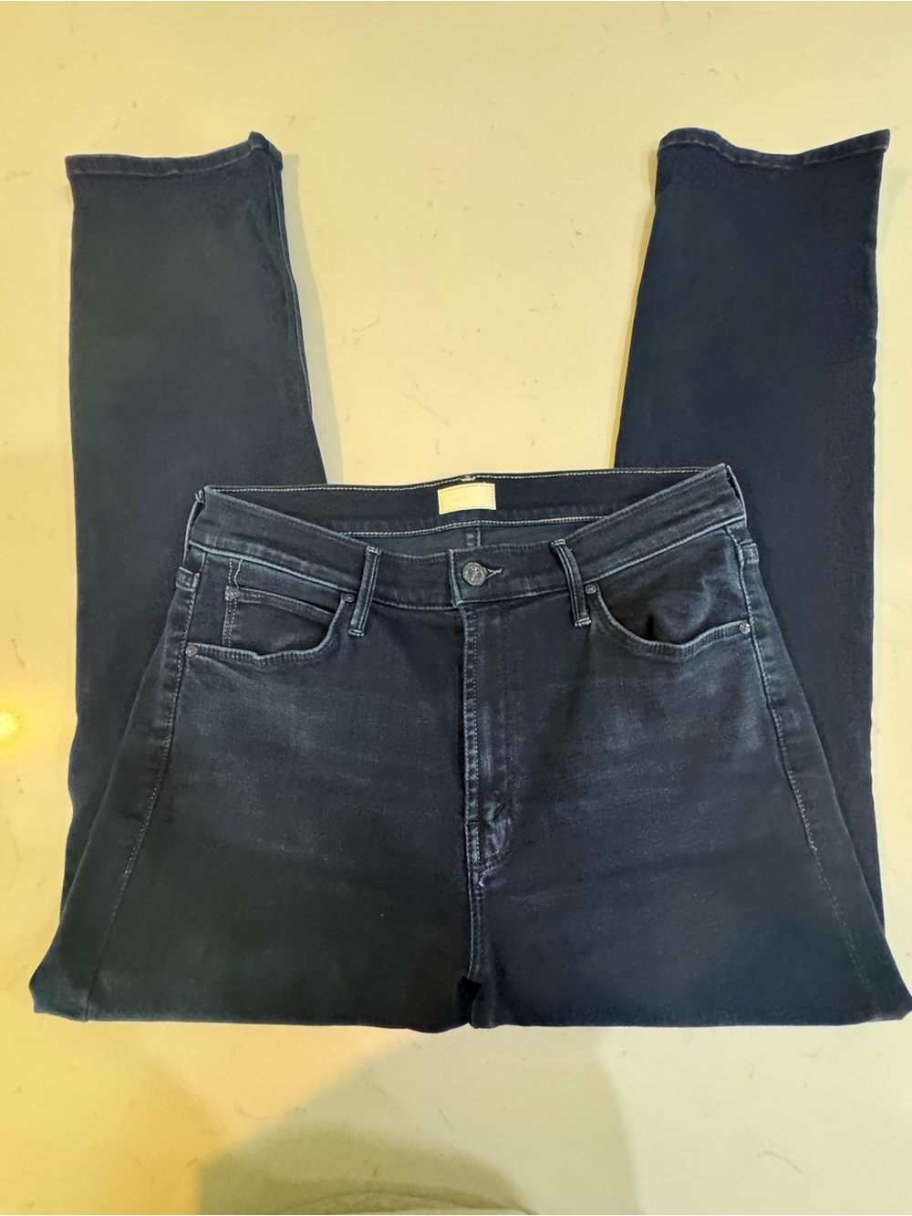 MOTHER Skinny High-Rise Jeans in Black Wash